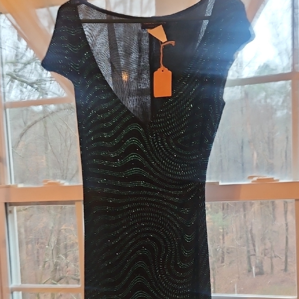 Connected Apparel Black and Green Backless Dress